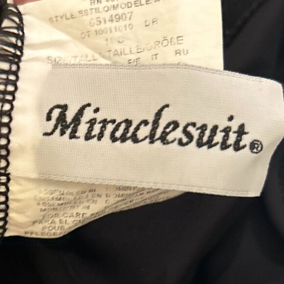 Miraclesuit SZ14 Black Tropical Floral Tummy Control Swimsuit Beach Cruise resor - Picture 9 of 9